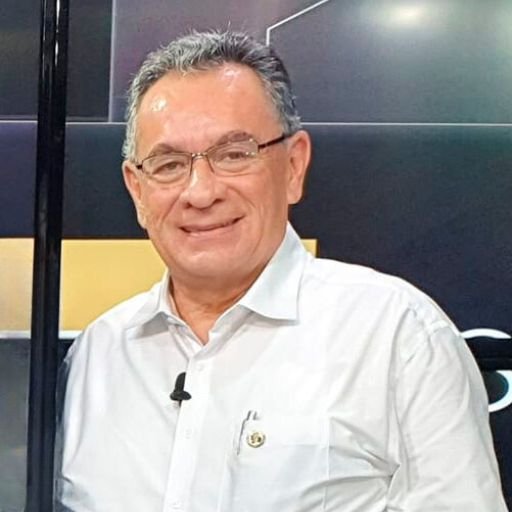Dr. Alejandro Peralta Landivar