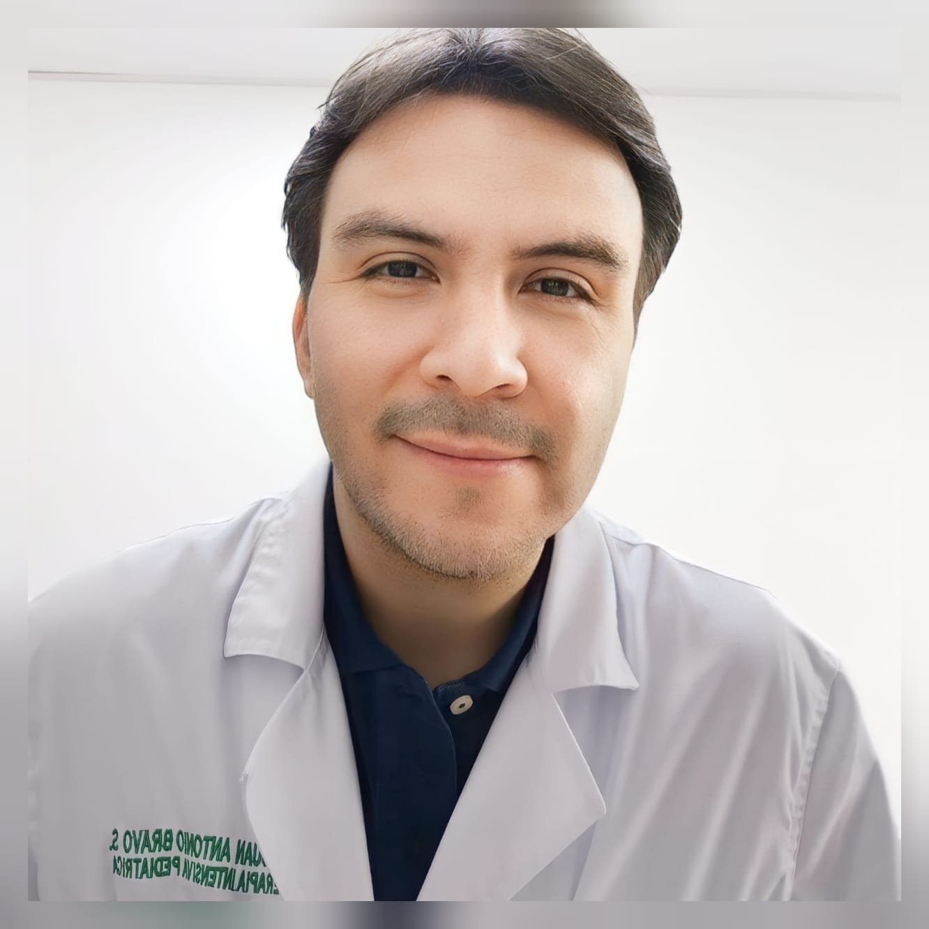 Dr. Antonio Bravo