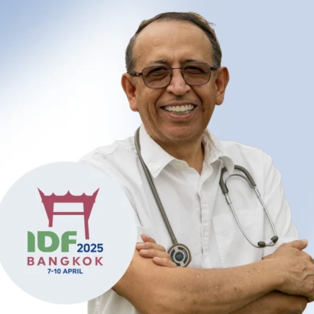 Dr. Douglas Villarroel